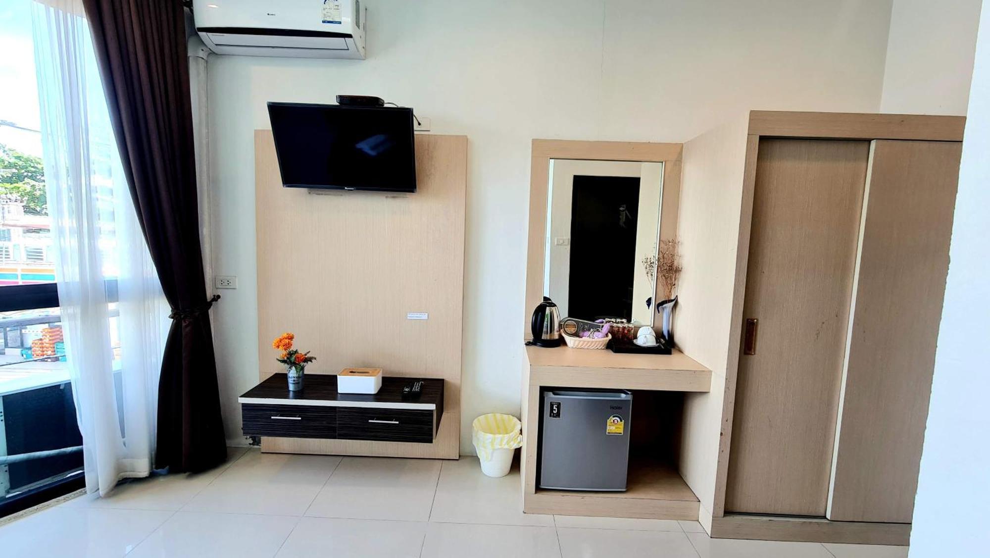 Samed Port View Lejlighedshotel Koh Samet Eksteriør billede
